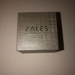 Zales Box